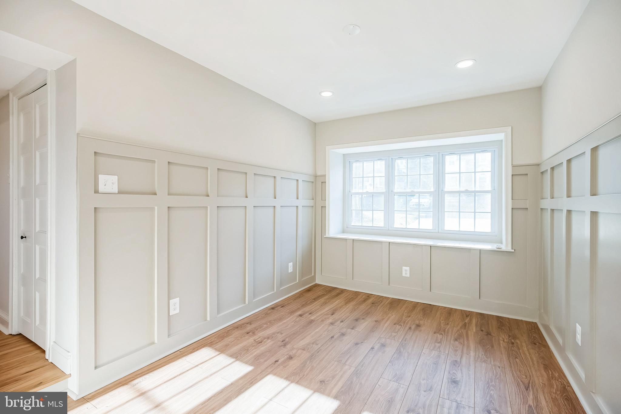 209 GLENDALOUGH