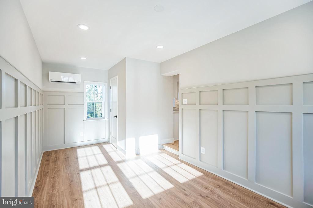 209 GLENDALOUGH