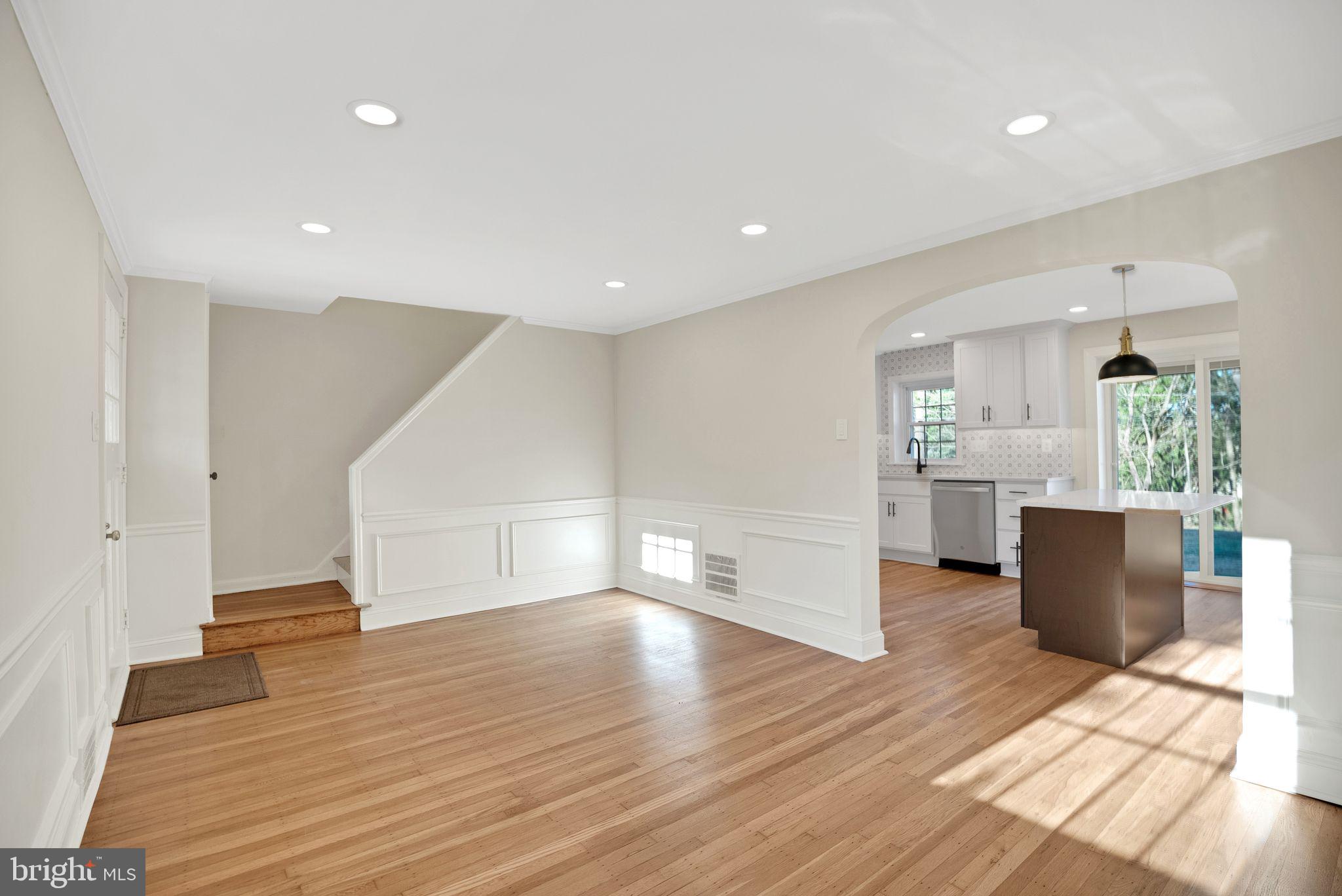 209 GLENDALOUGH