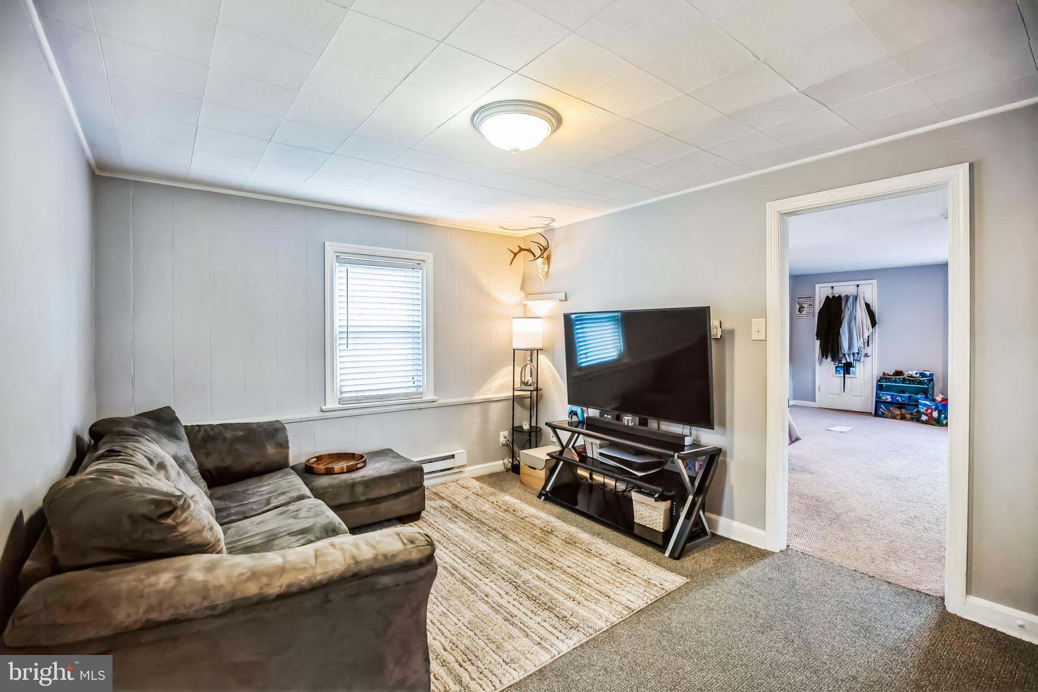 2763 LIMEKILN PIKE
