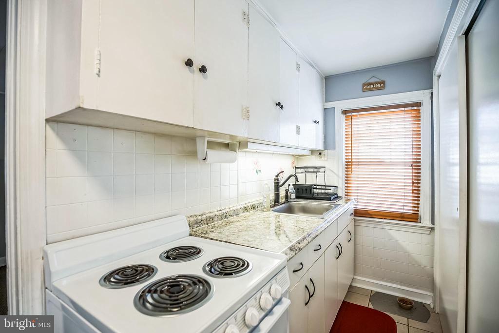 2763 LIMEKILN PIKE