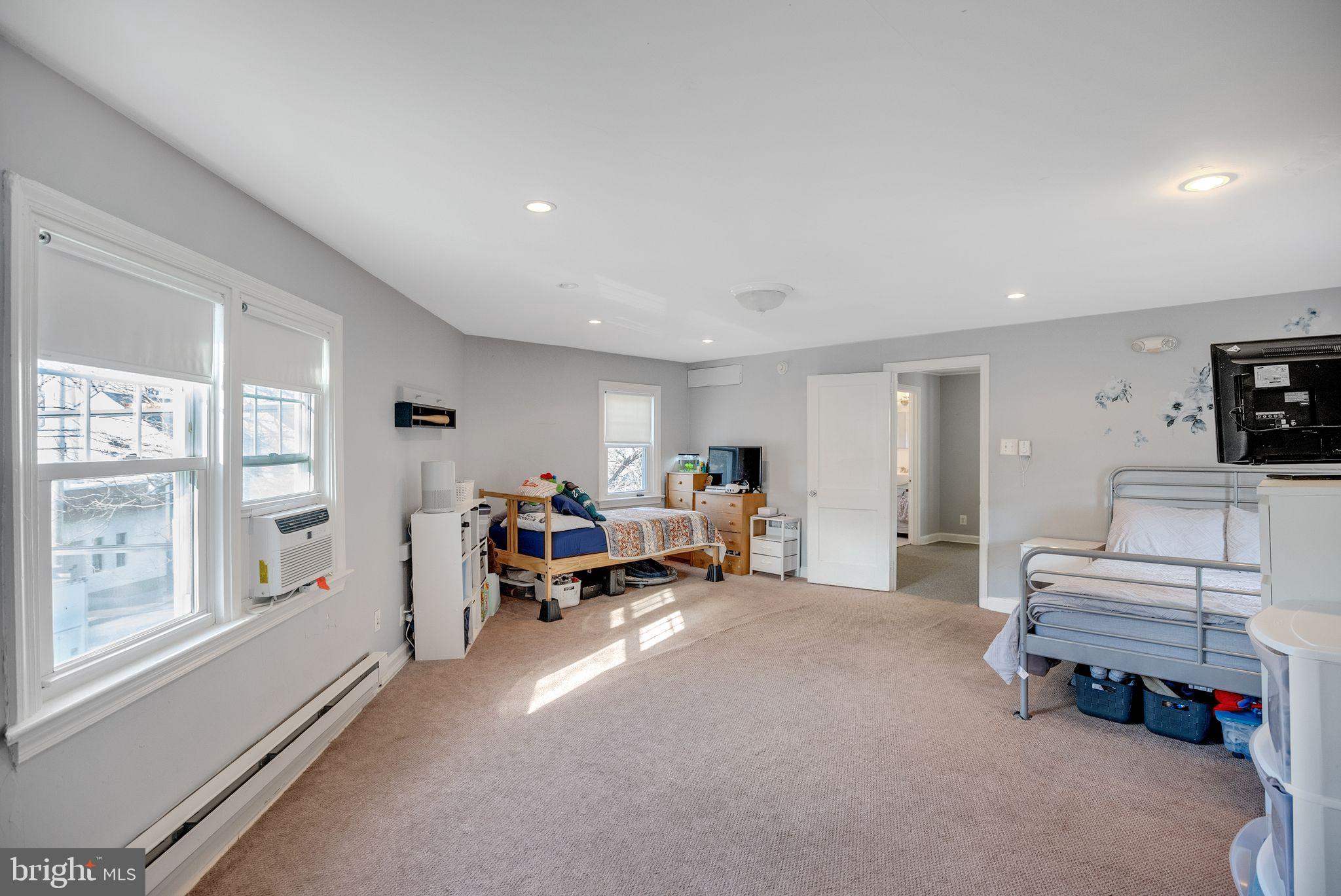 2763 LIMEKILN PIKE