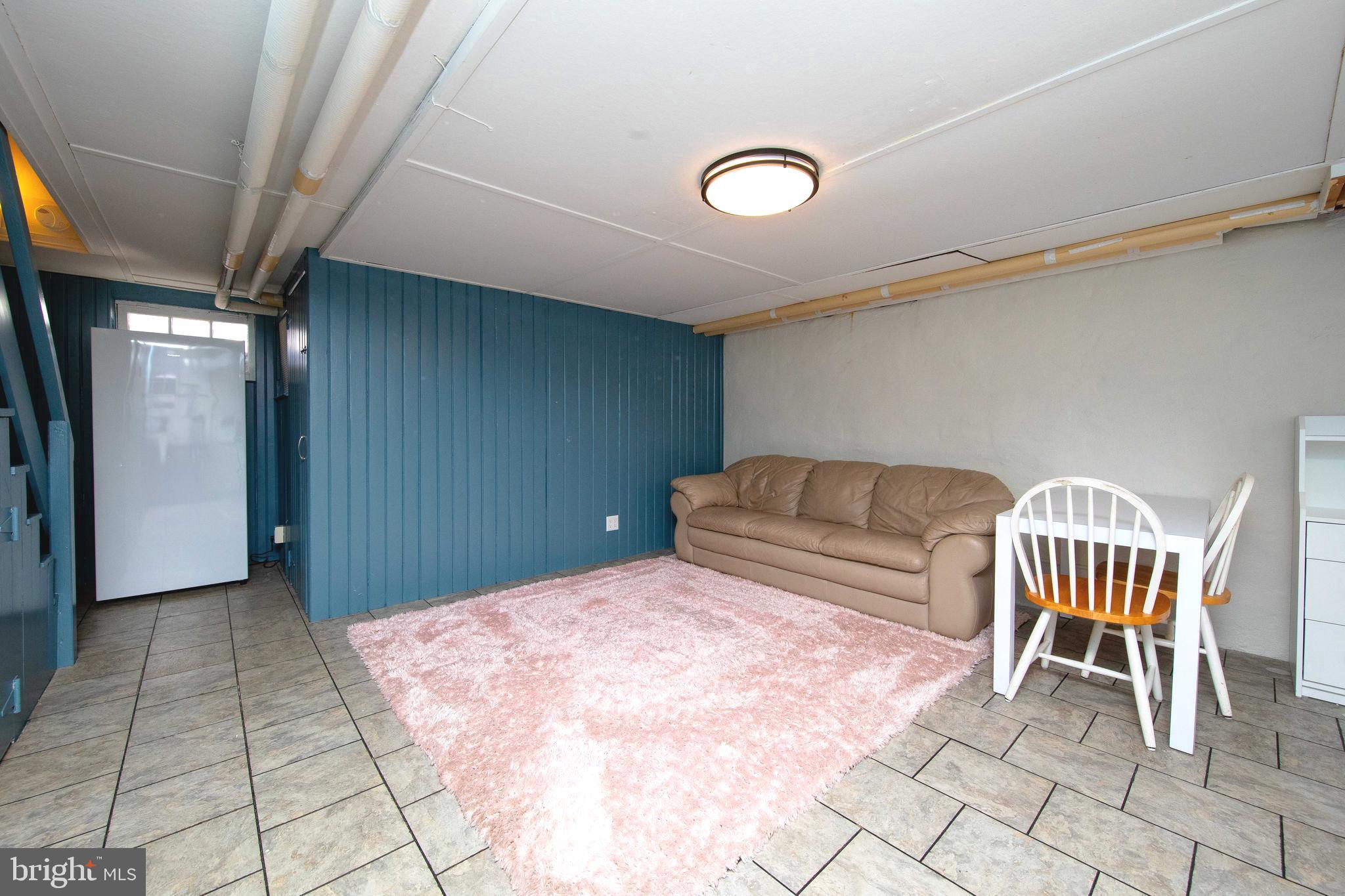 9 WHITEMARSH AVENUE