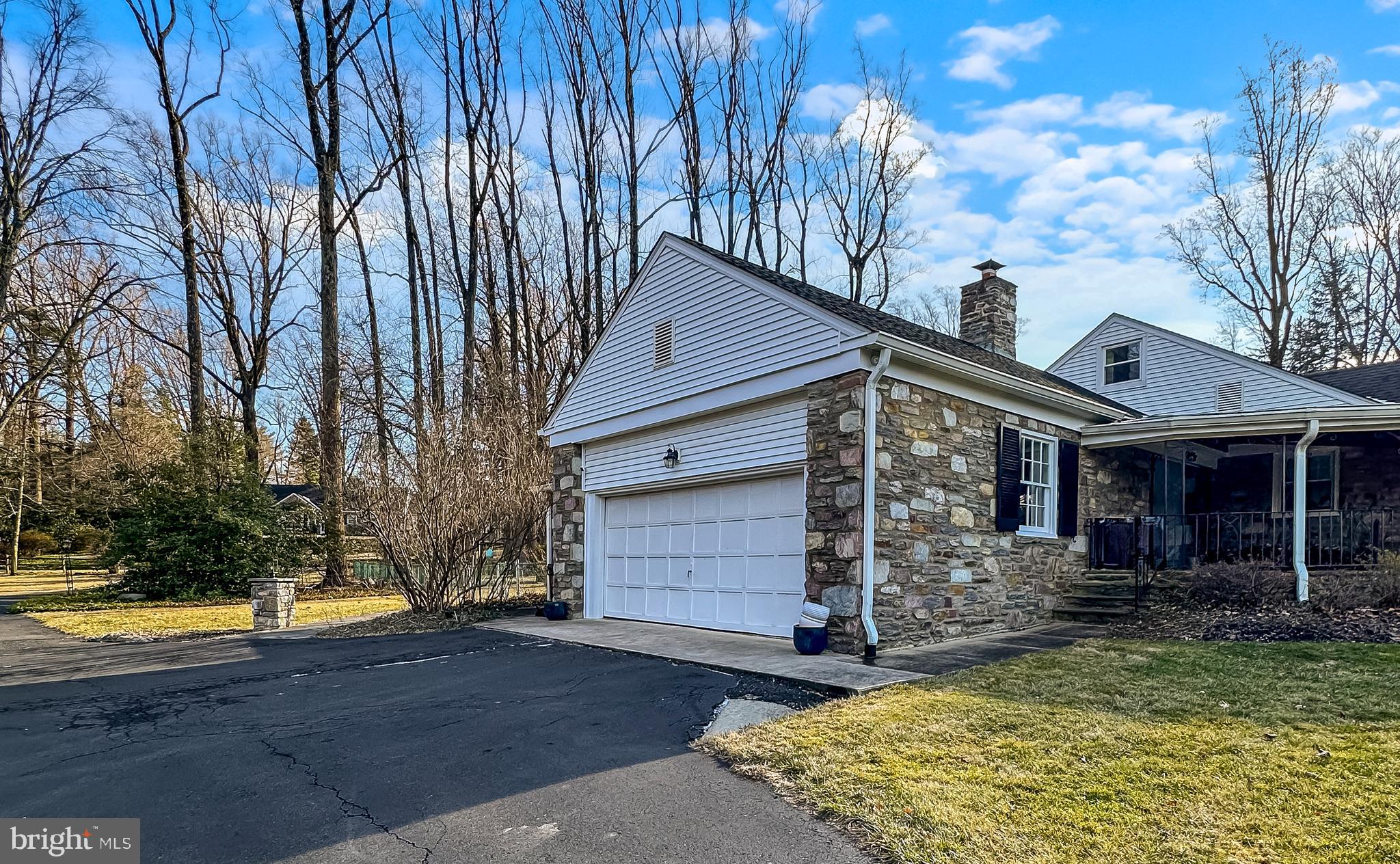2051 PAPER MILL ROAD