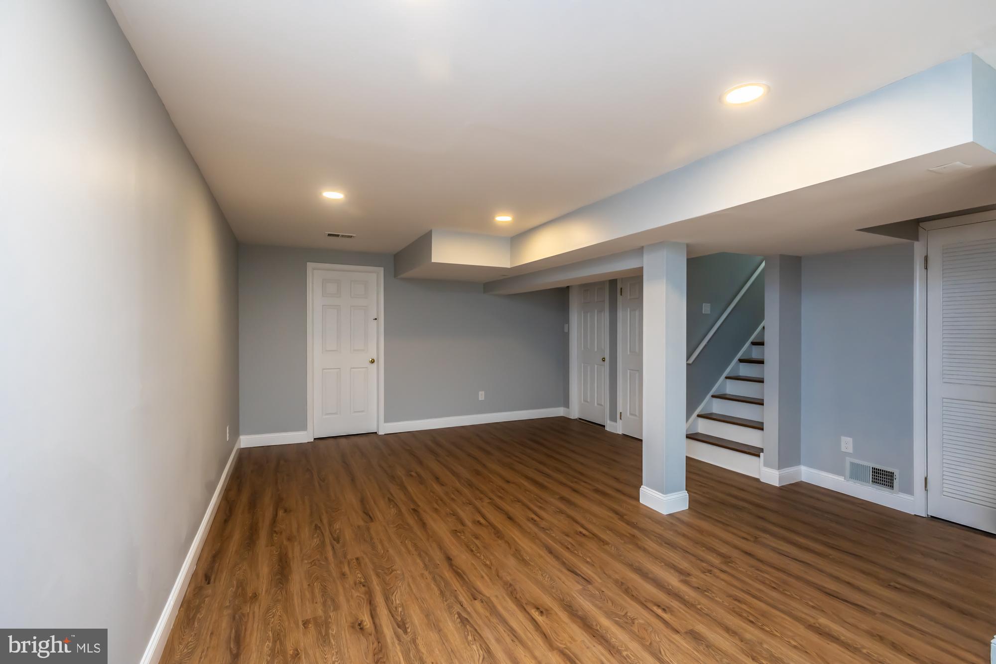 54 WHITE PINE COURT
