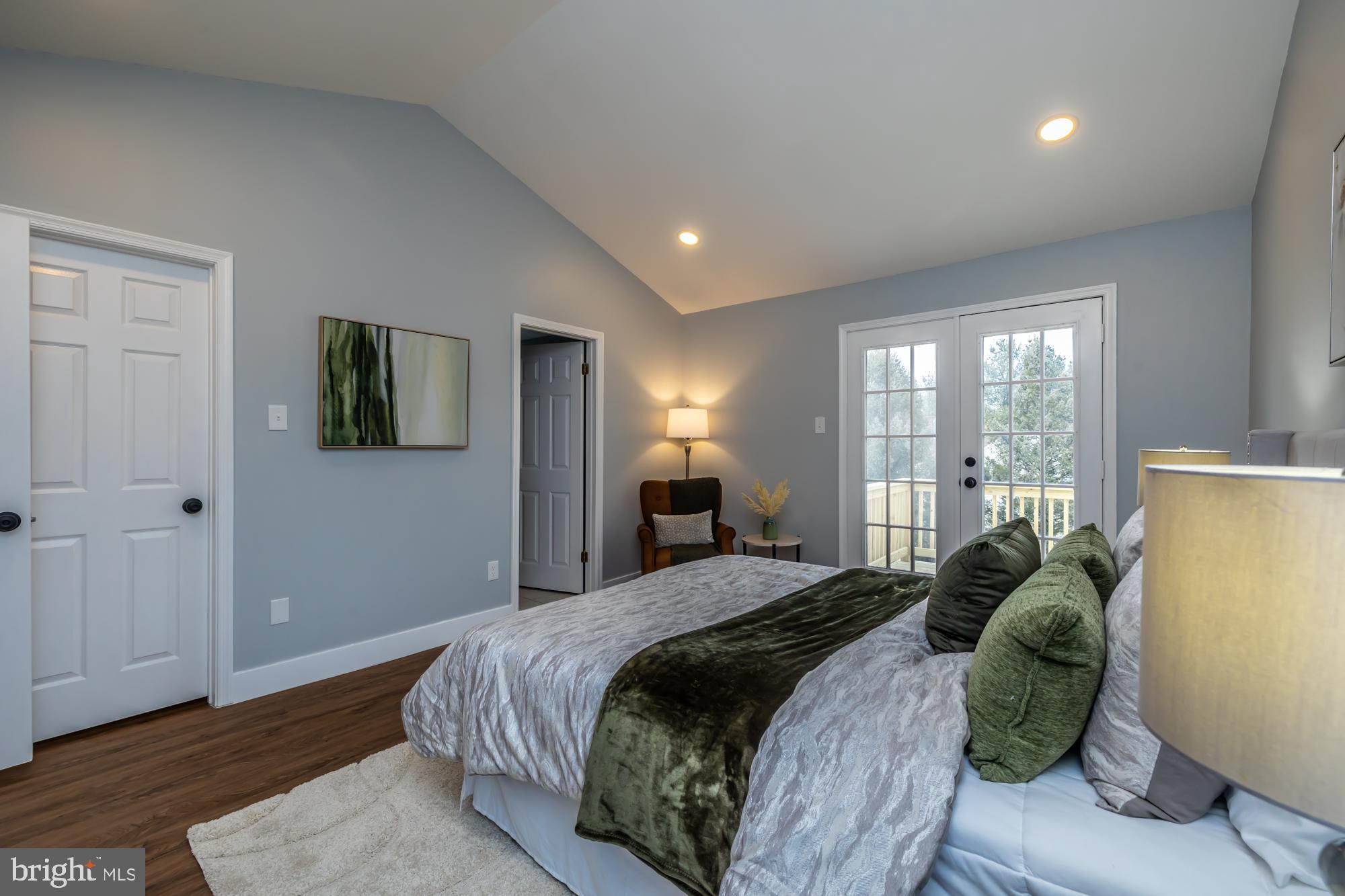 54 WHITE PINE COURT