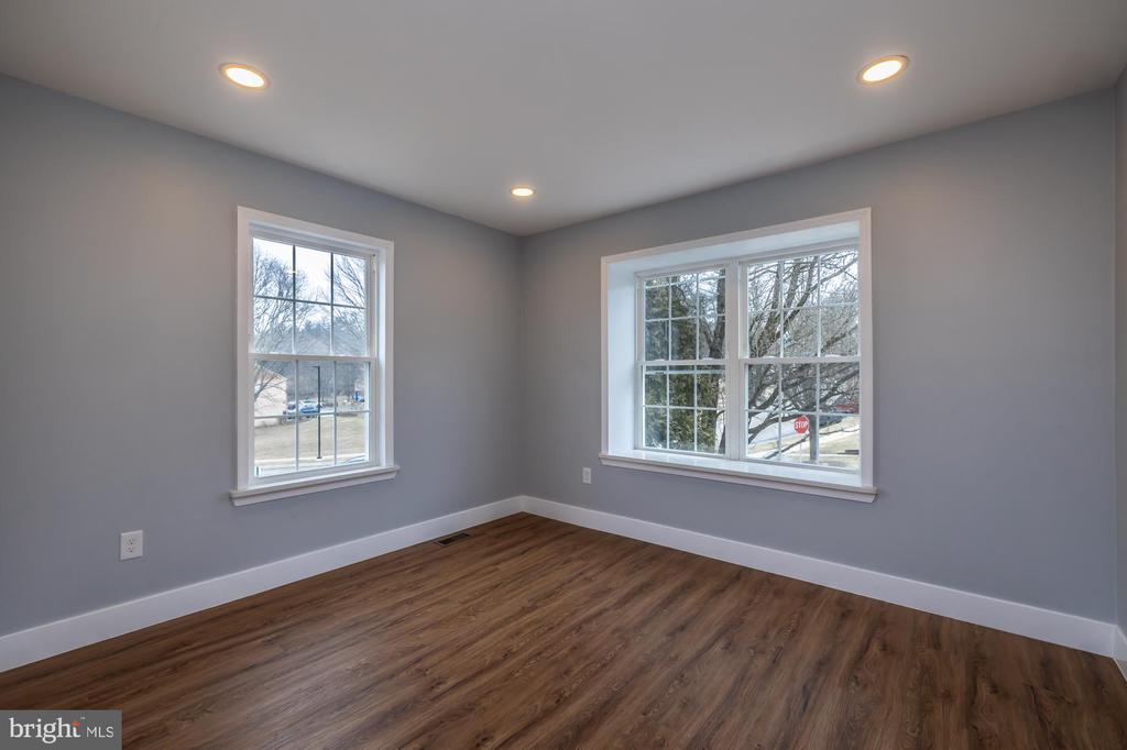 54 WHITE PINE COURT