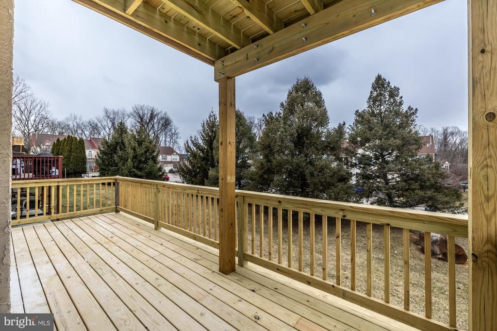 54 WHITE PINE COURT