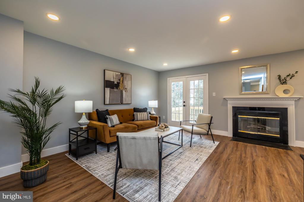 54 WHITE PINE COURT