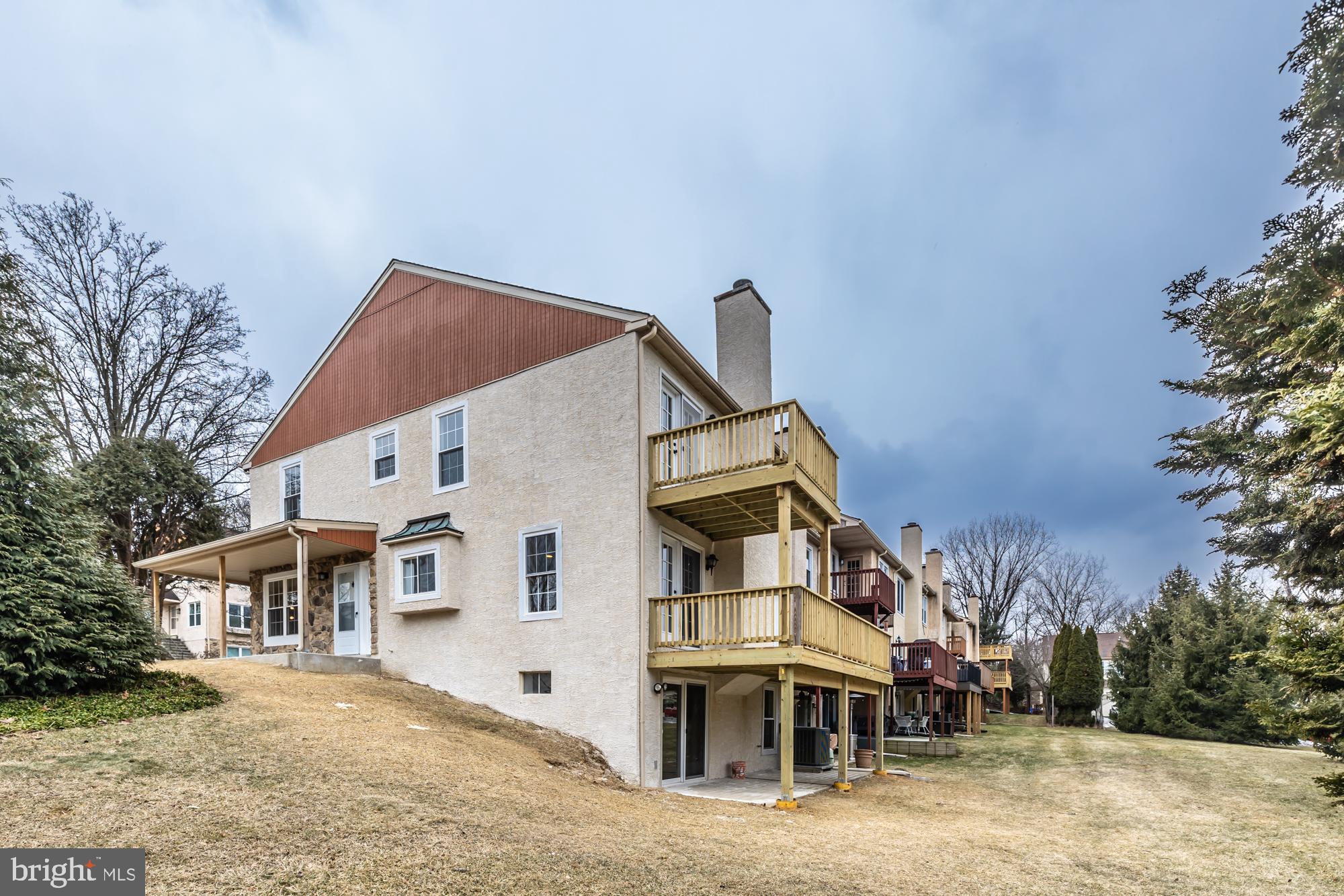 54 WHITE PINE COURT