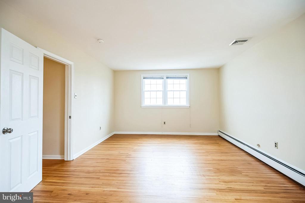 611 BELL LANE