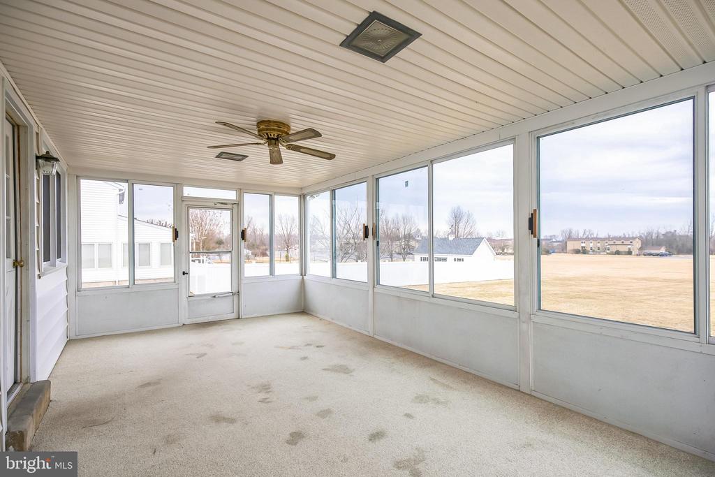611 BELL LANE