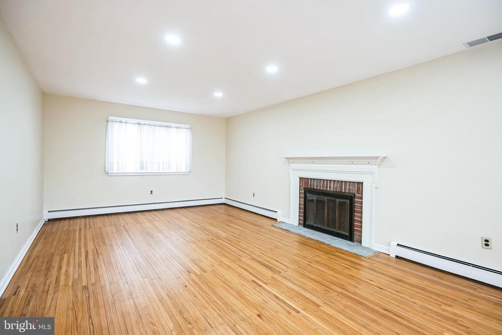 611 BELL LANE