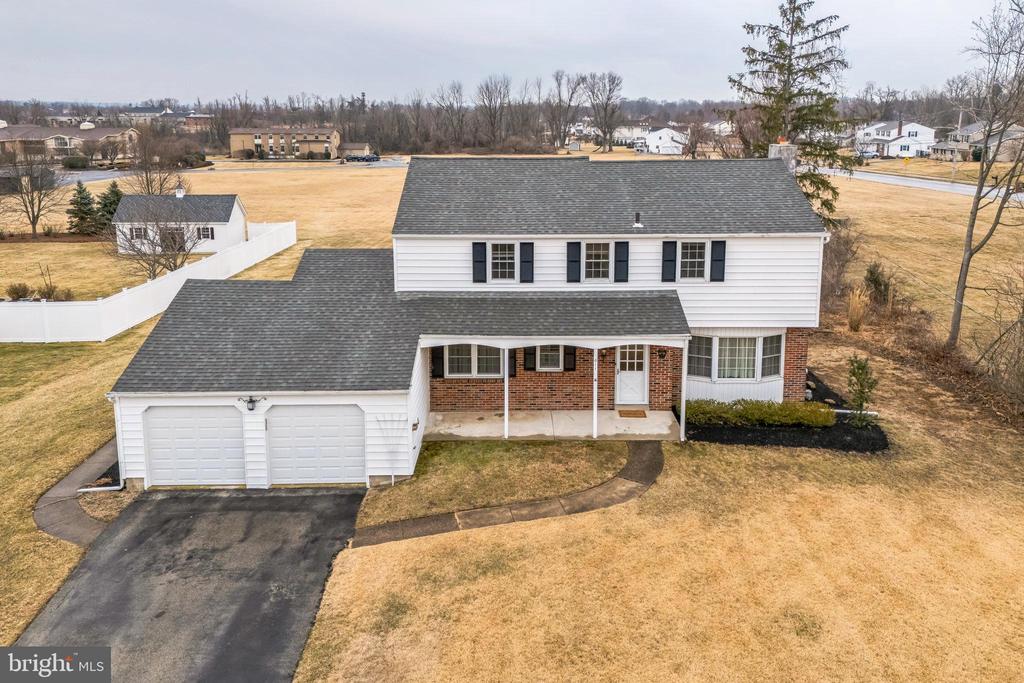 611 BELL LANE