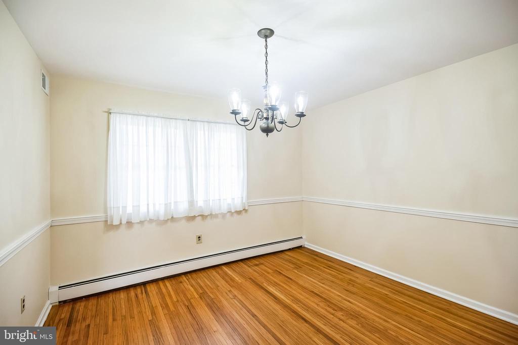 611 BELL LANE