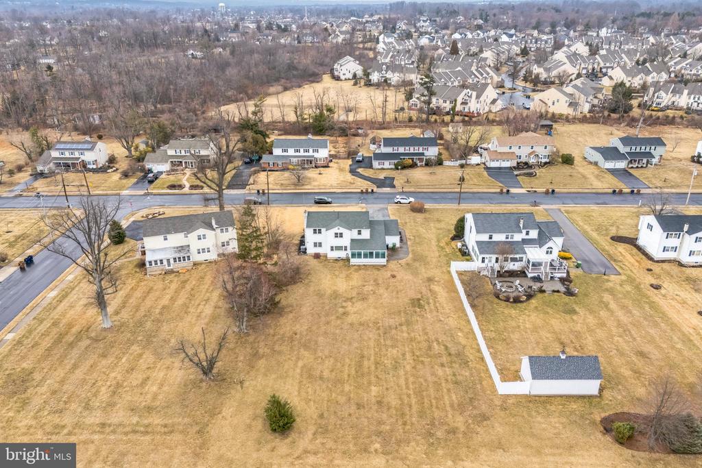 611 BELL LANE