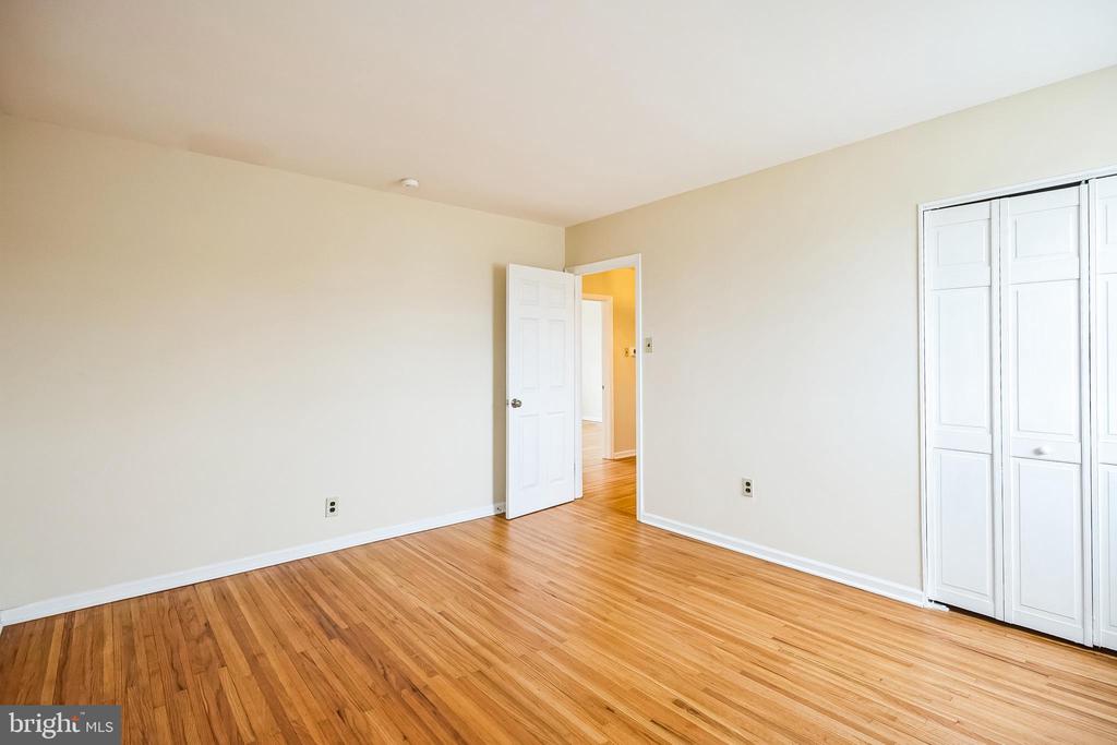 611 BELL LANE