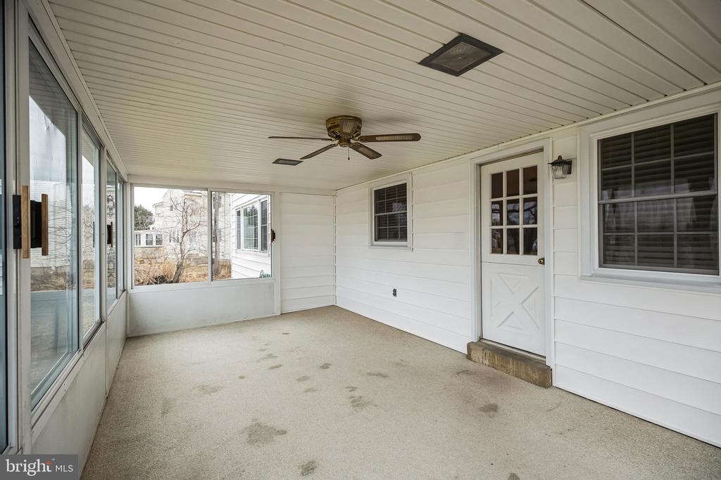 611 BELL LANE