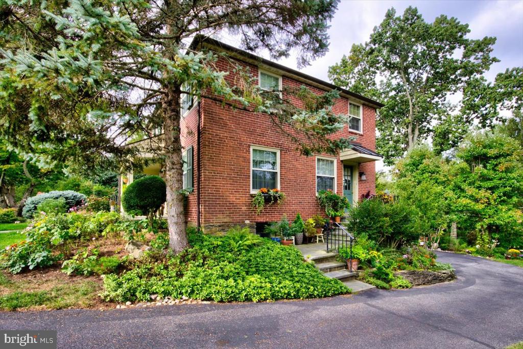 515 LINDLEY ROAD