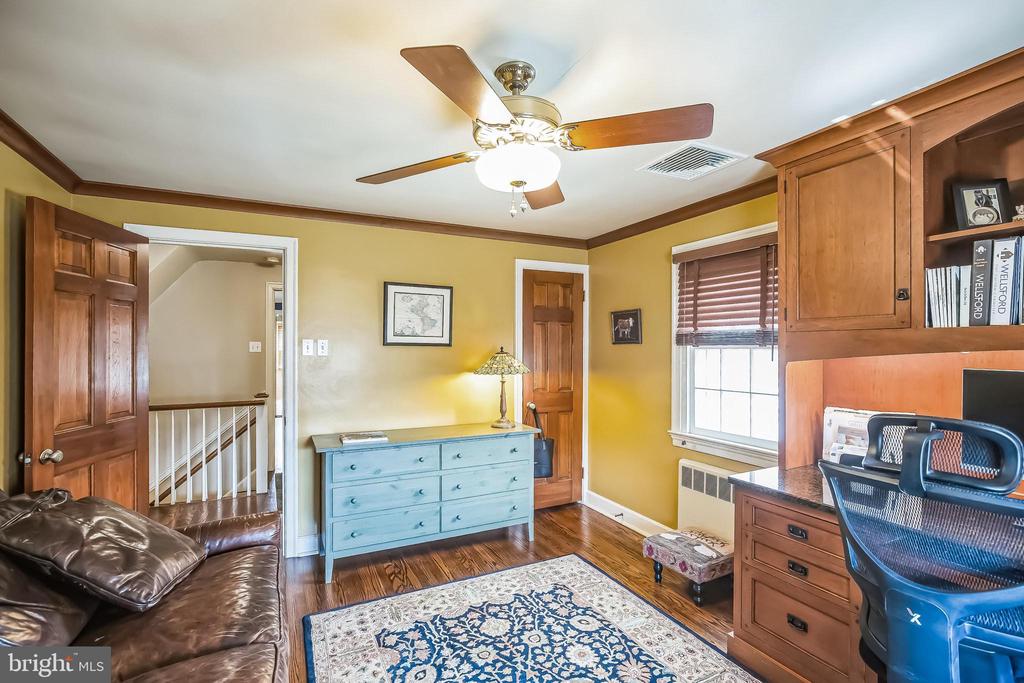 677 LINDLEY ROAD