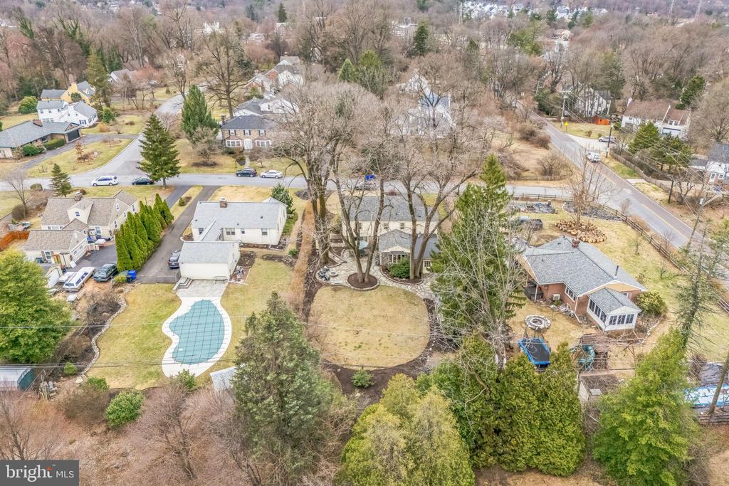677 LINDLEY ROAD