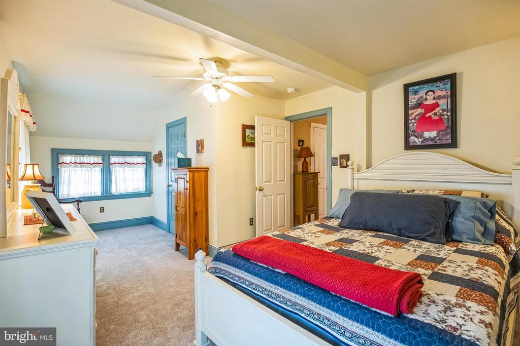 316 CLIVEDEN AVENUE
