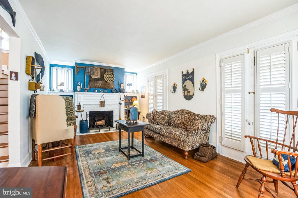 316 CLIVEDEN AVENUE
