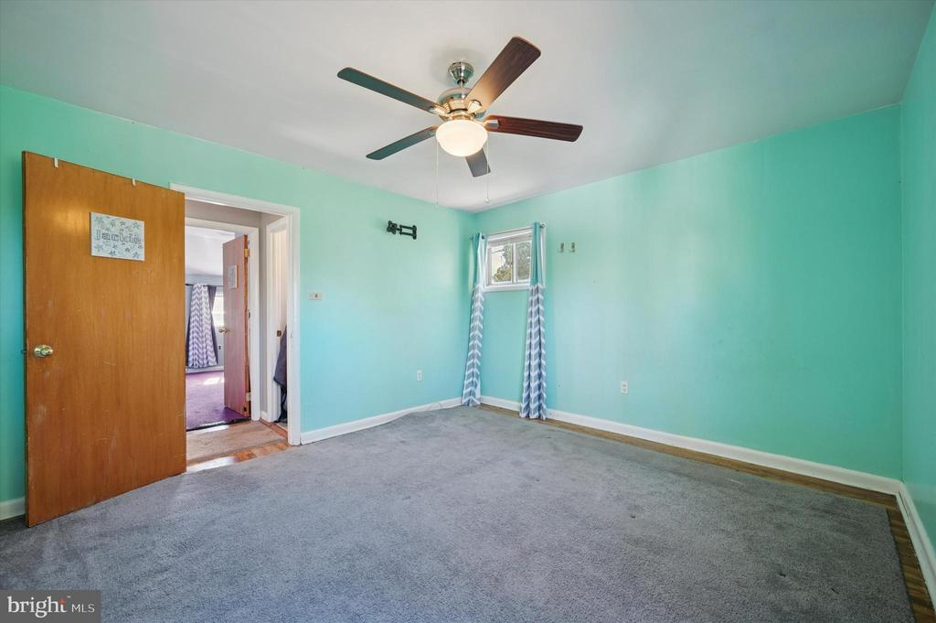 5 NORTHVIEW DRIVE