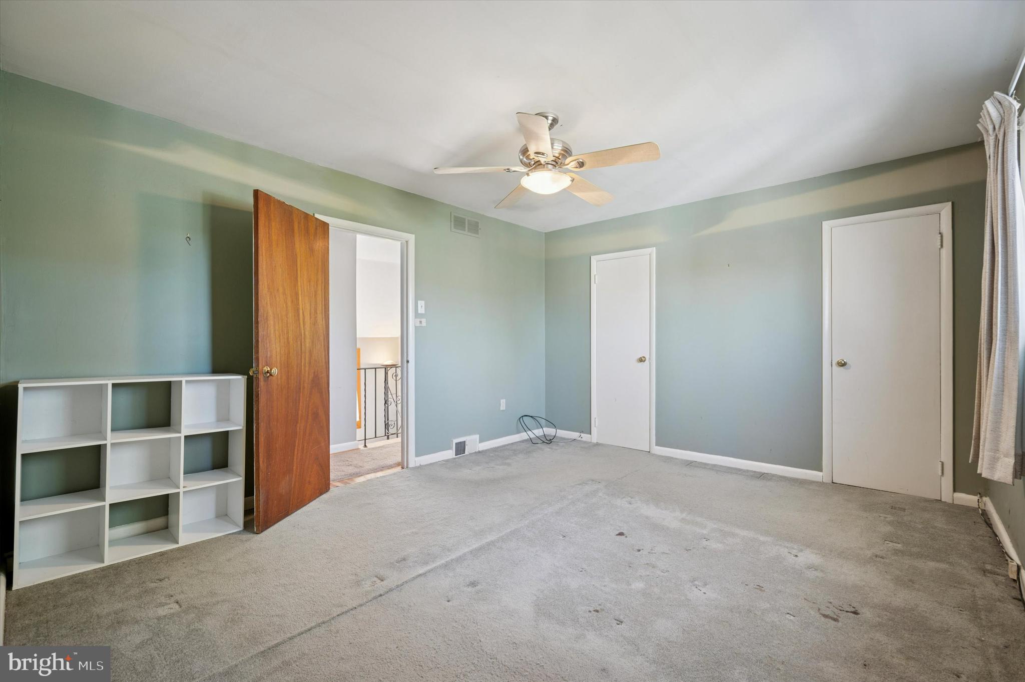 5 NORTHVIEW DRIVE