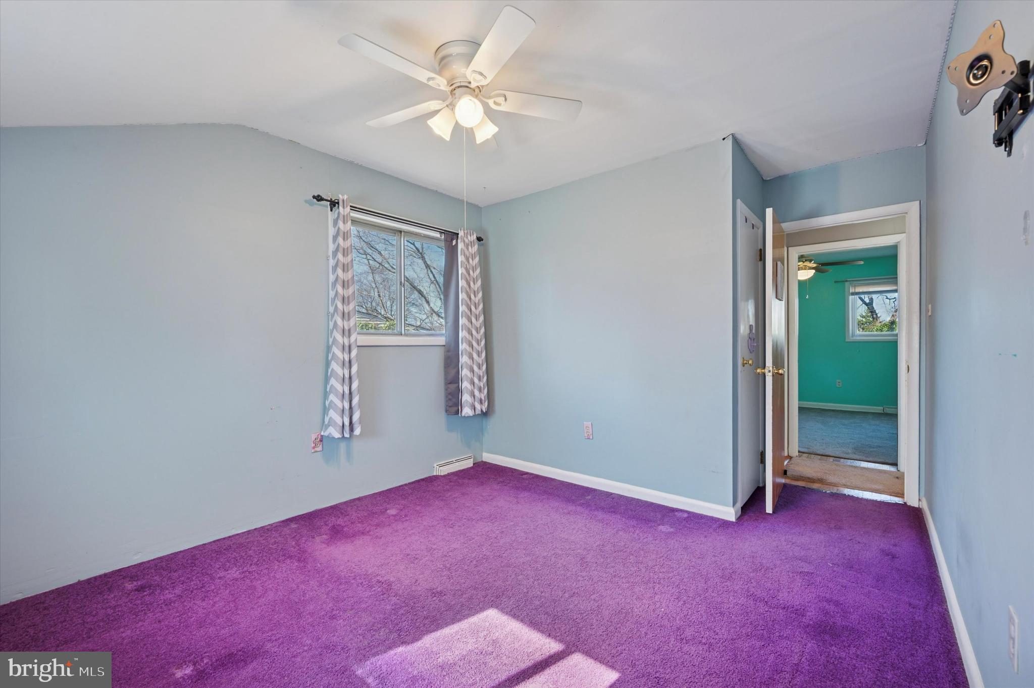 5 NORTHVIEW DRIVE