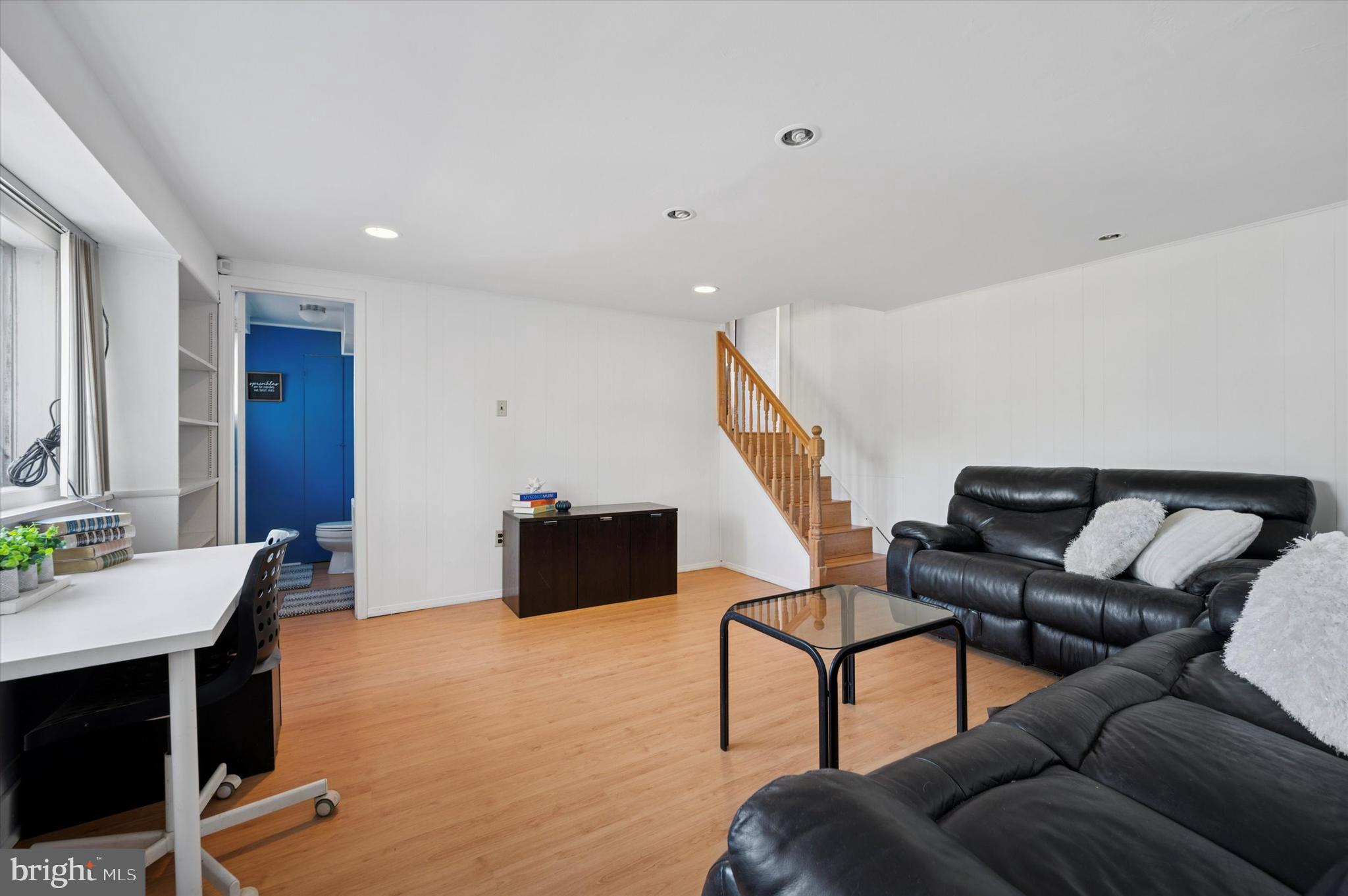 5 NORTHVIEW DRIVE