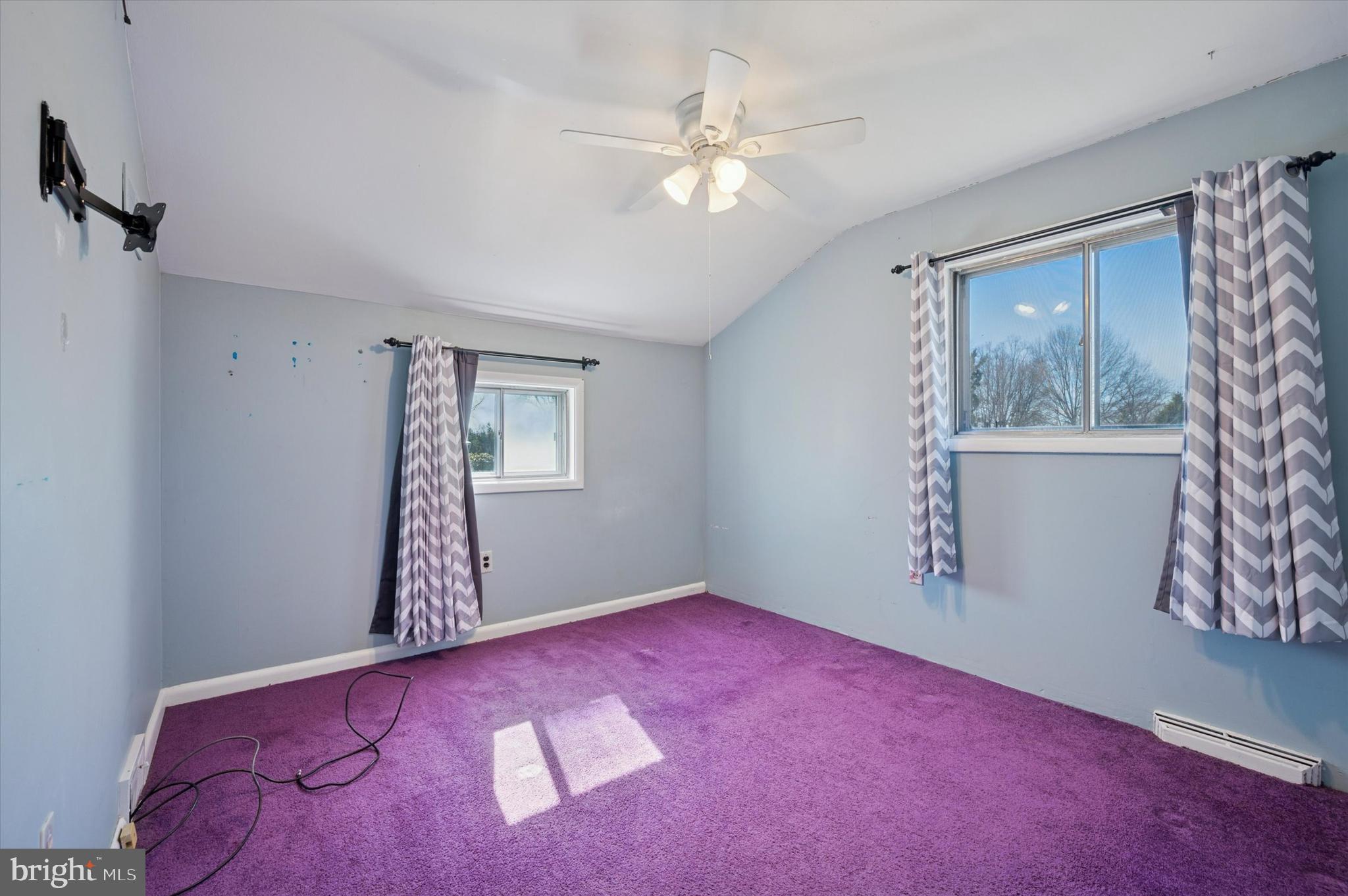 5 NORTHVIEW DRIVE