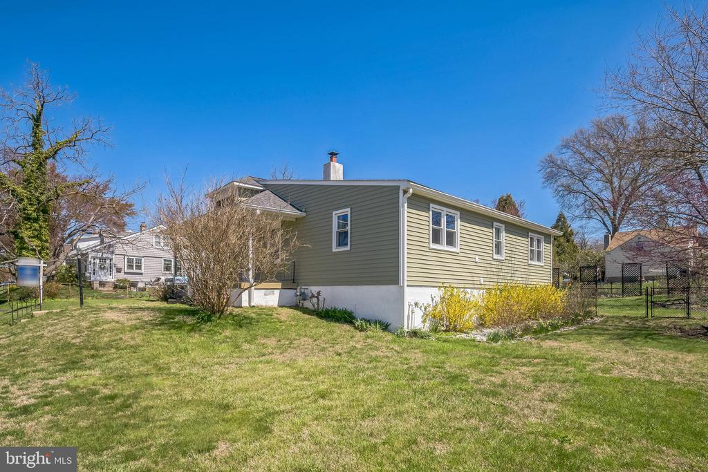 405 HAMEL AVENUE
