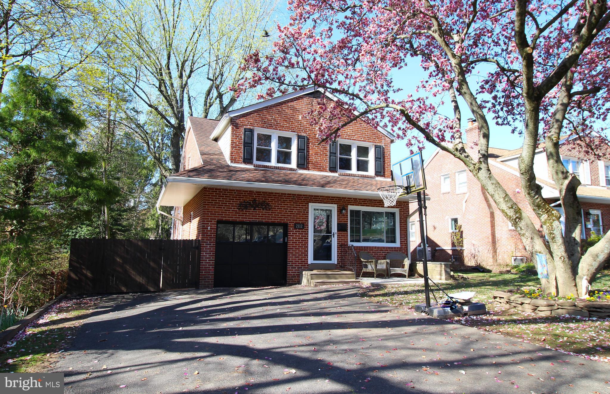 2112 WOODLAND ROAD