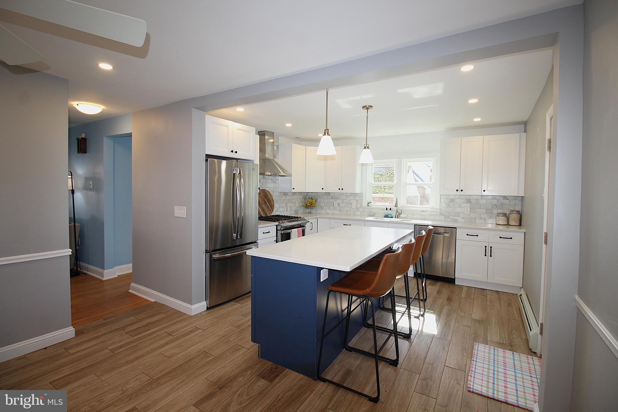 2112 WOODLAND ROAD