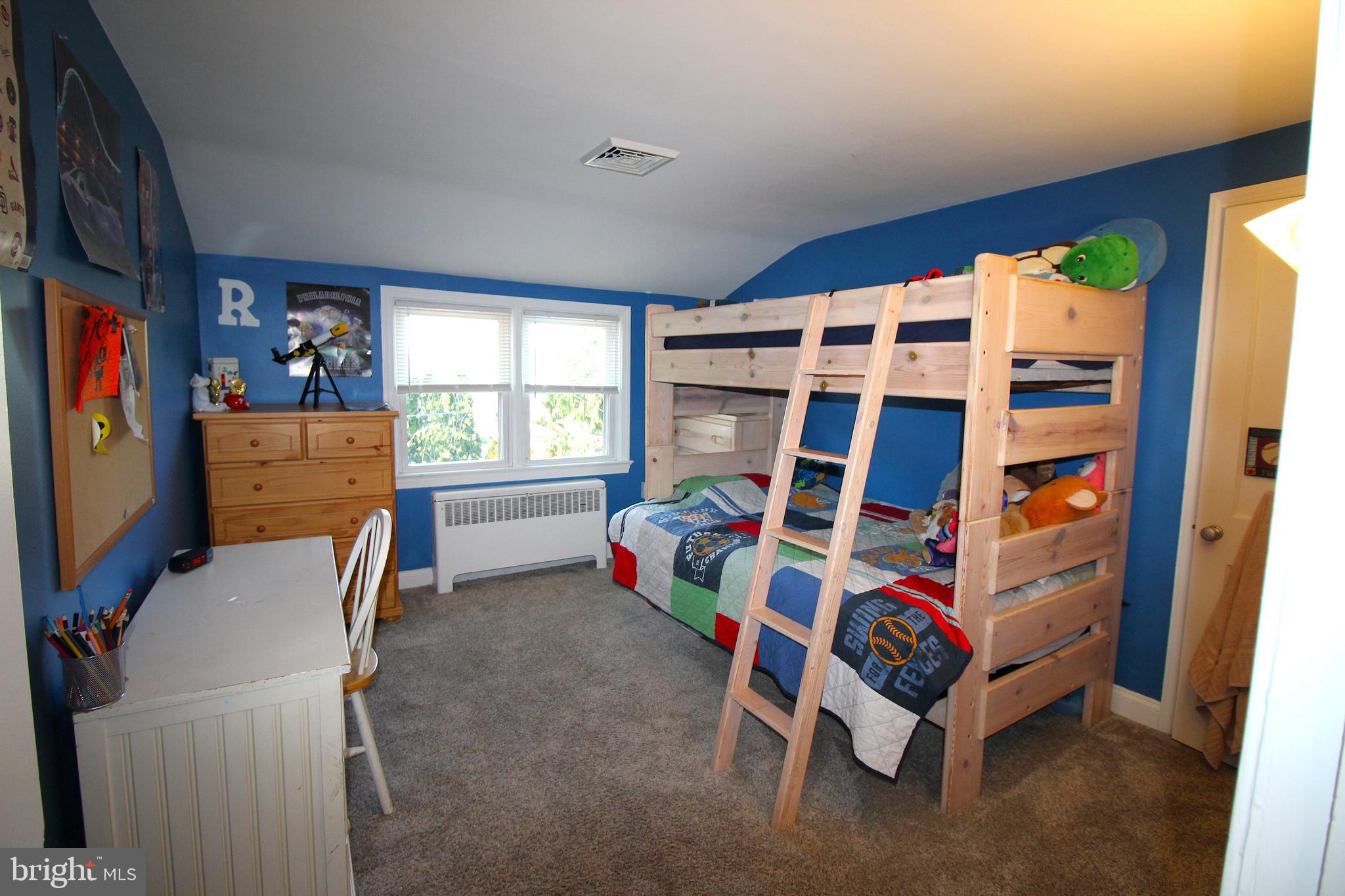 2112 WOODLAND ROAD