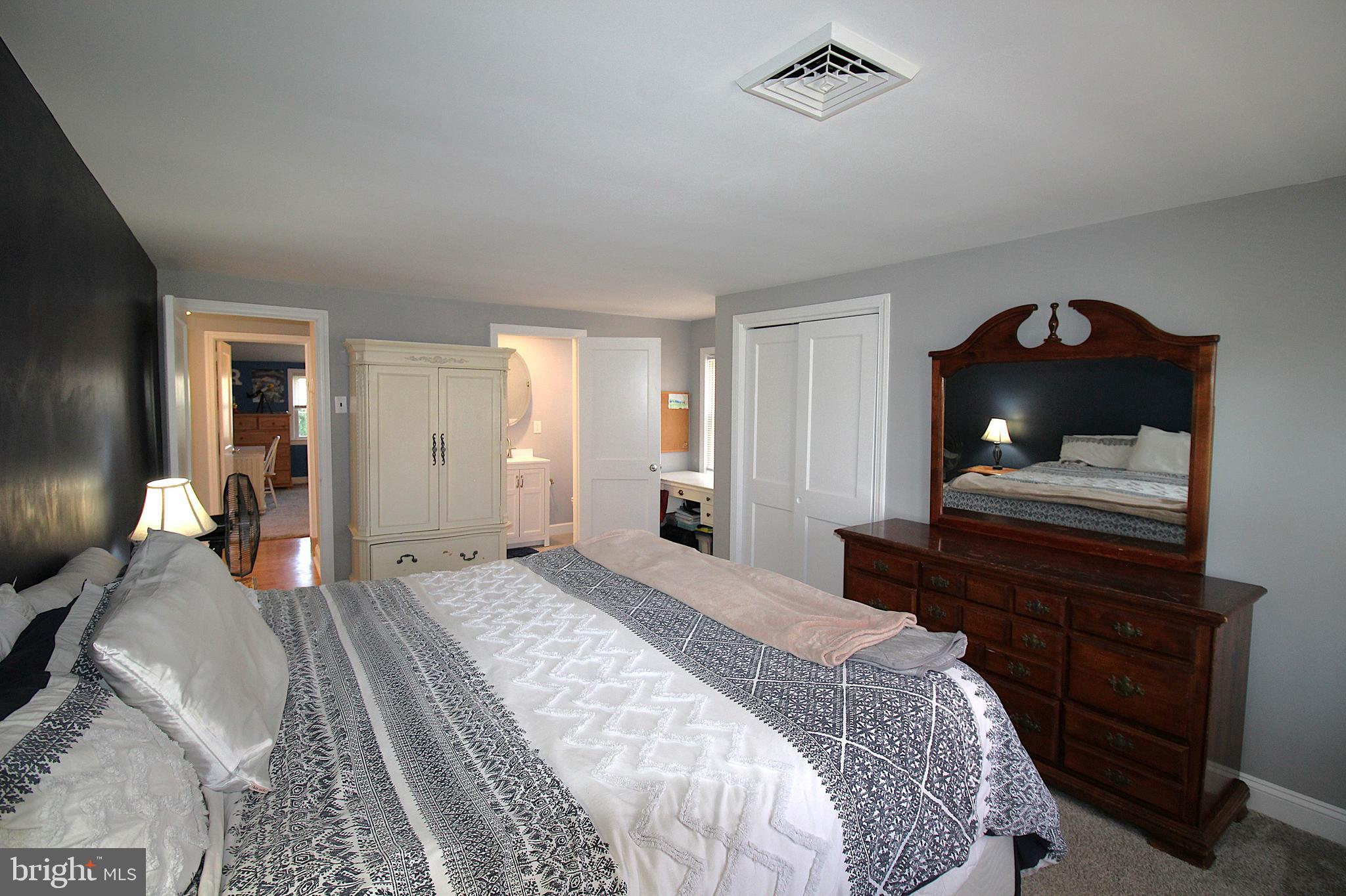 2112 WOODLAND ROAD