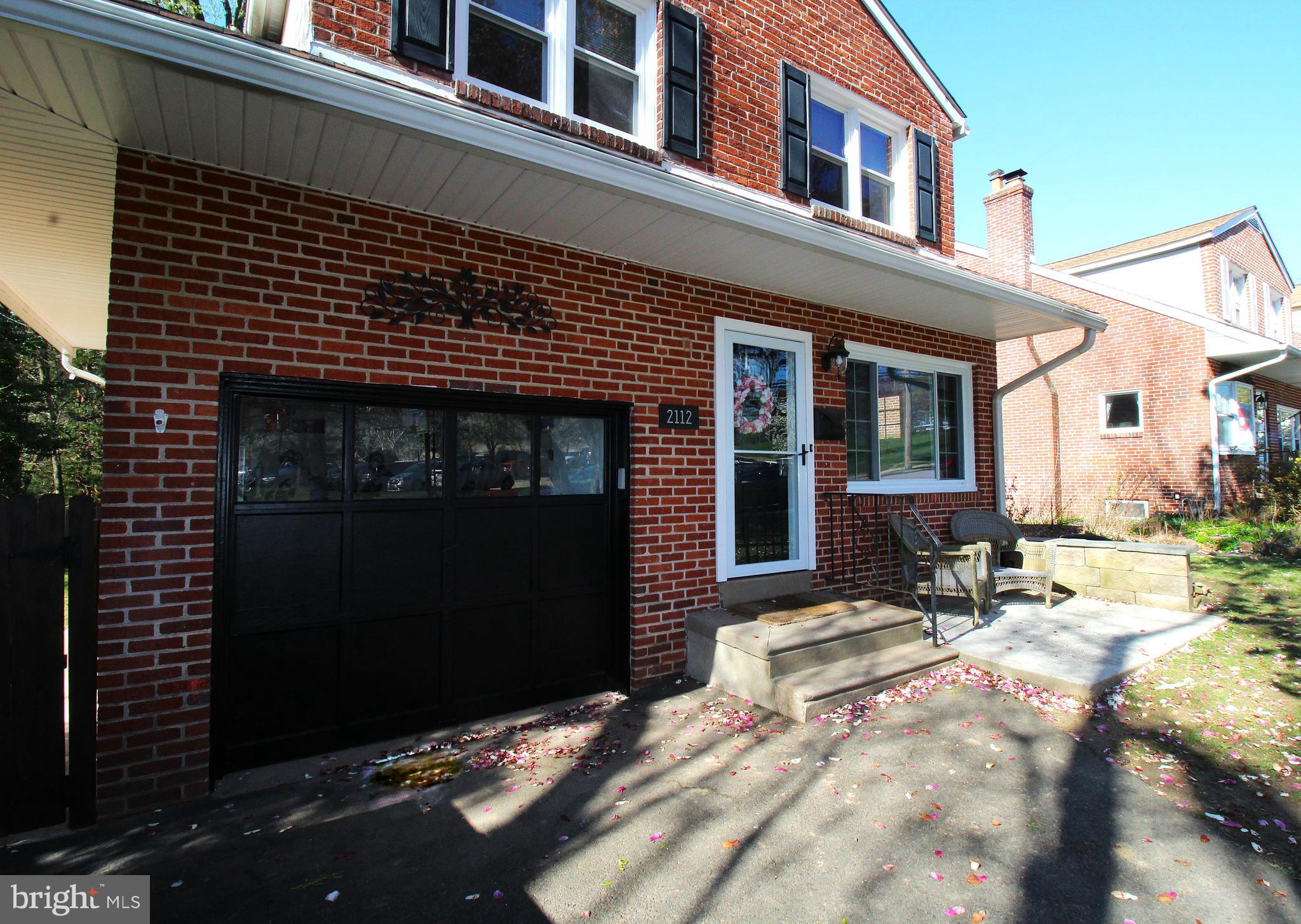 2112 WOODLAND ROAD