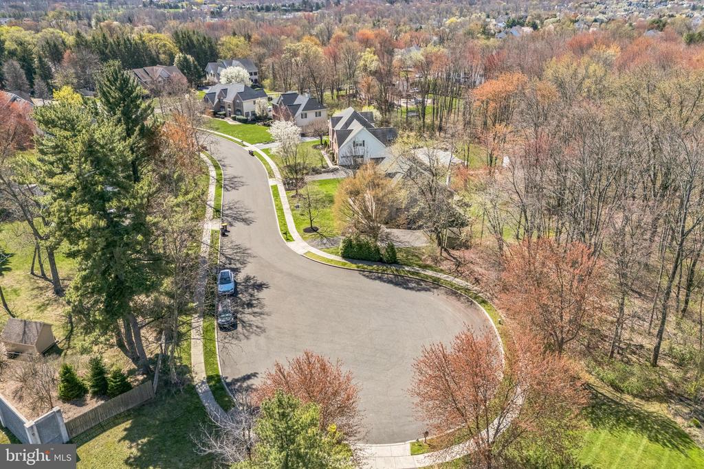 102 MAJOR LANE