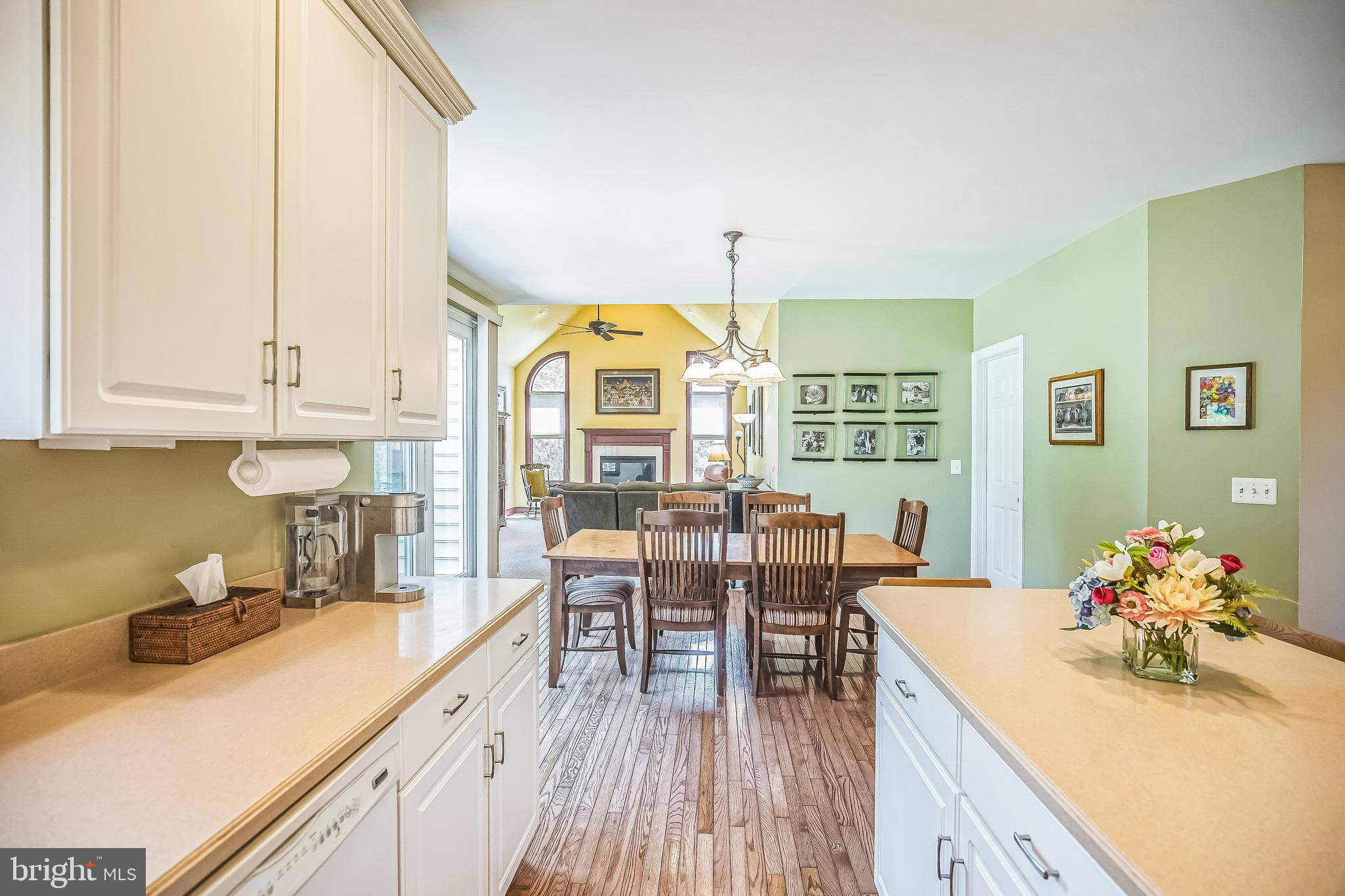 310 PONDEROSA LANE