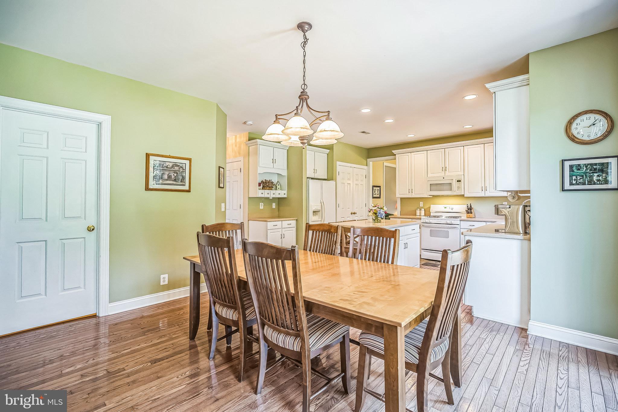 310 PONDEROSA LANE