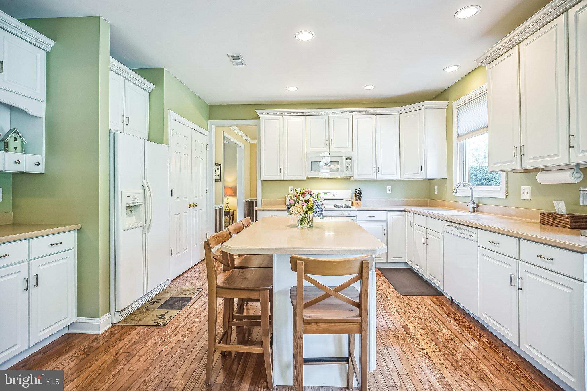 310 PONDEROSA LANE