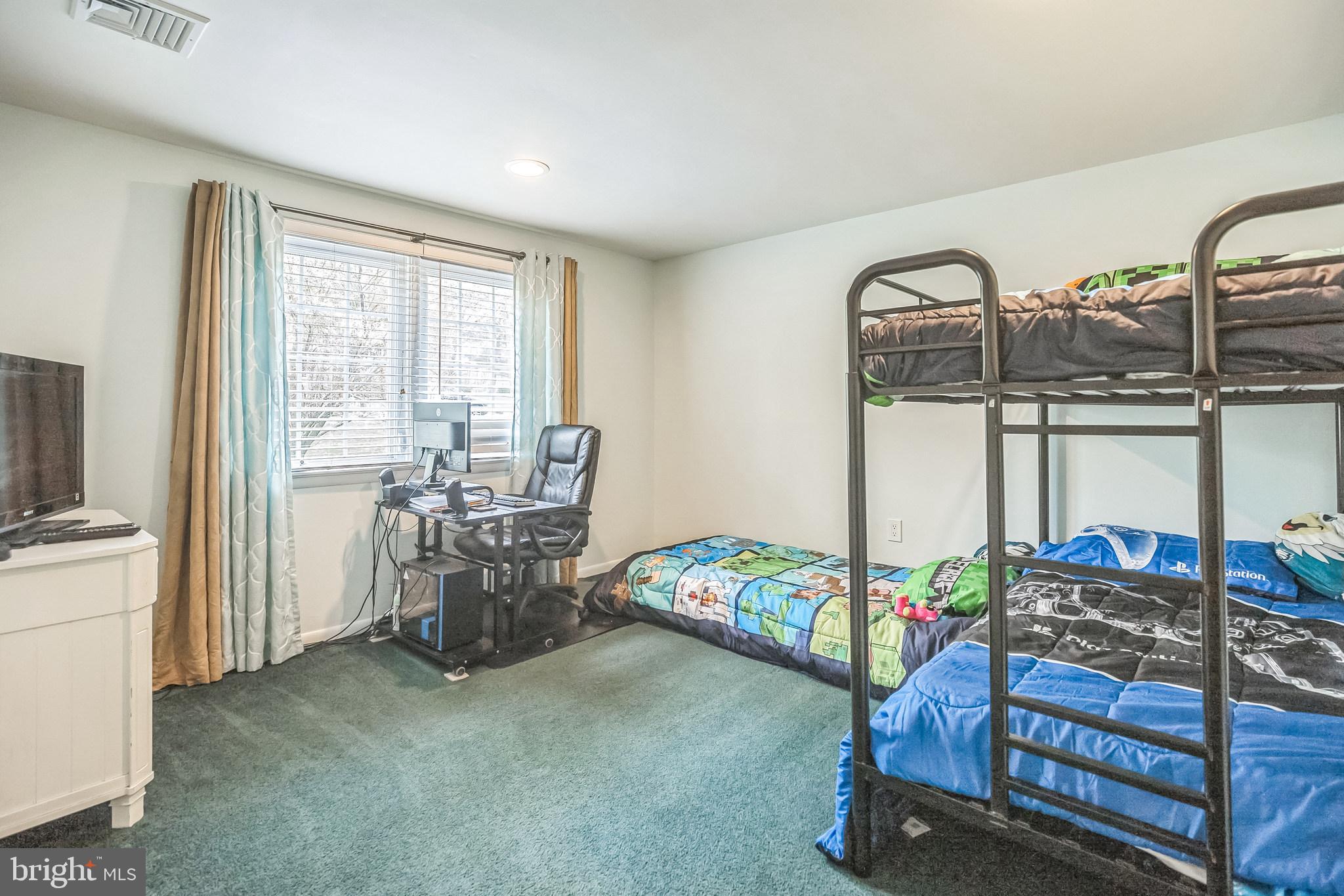 2318 FAIRWAY ROAD