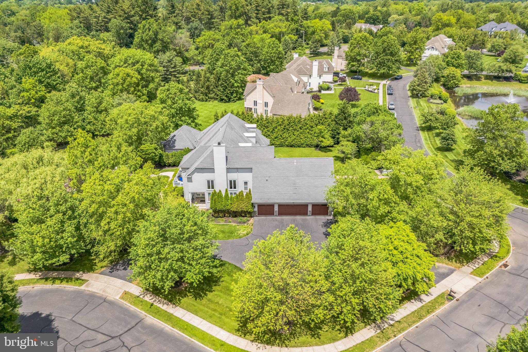 710 DAVENTRY WAY