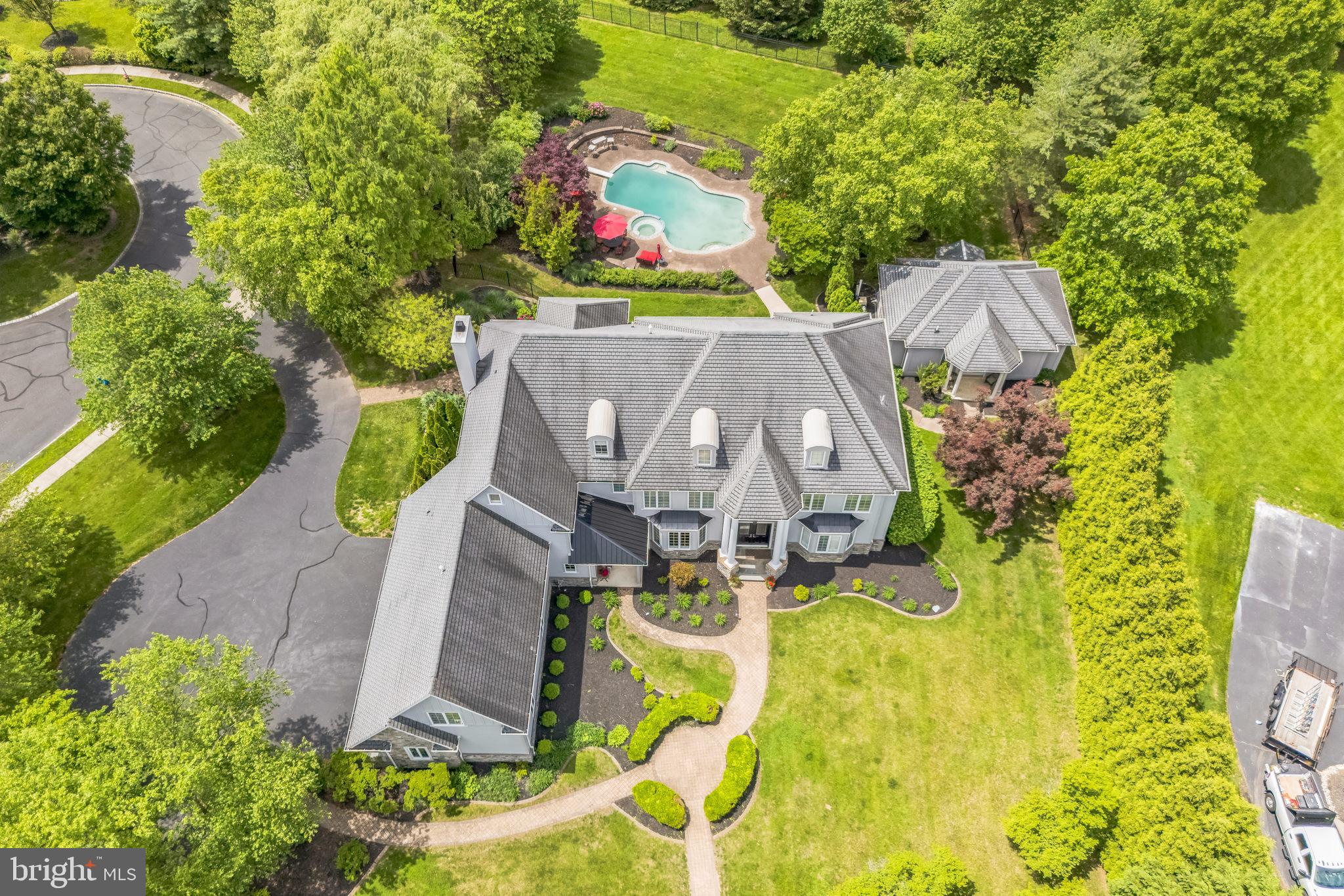 710 DAVENTRY WAY