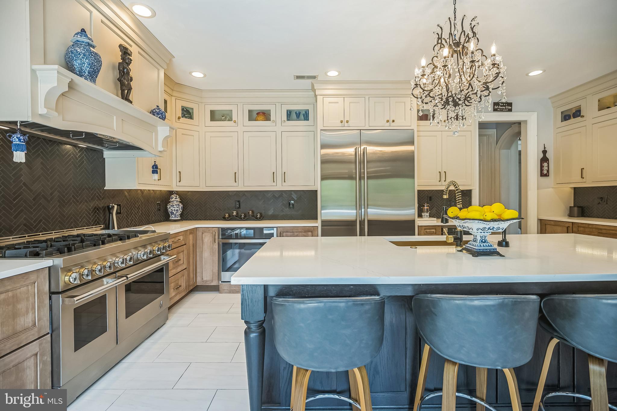 710 DAVENTRY WAY