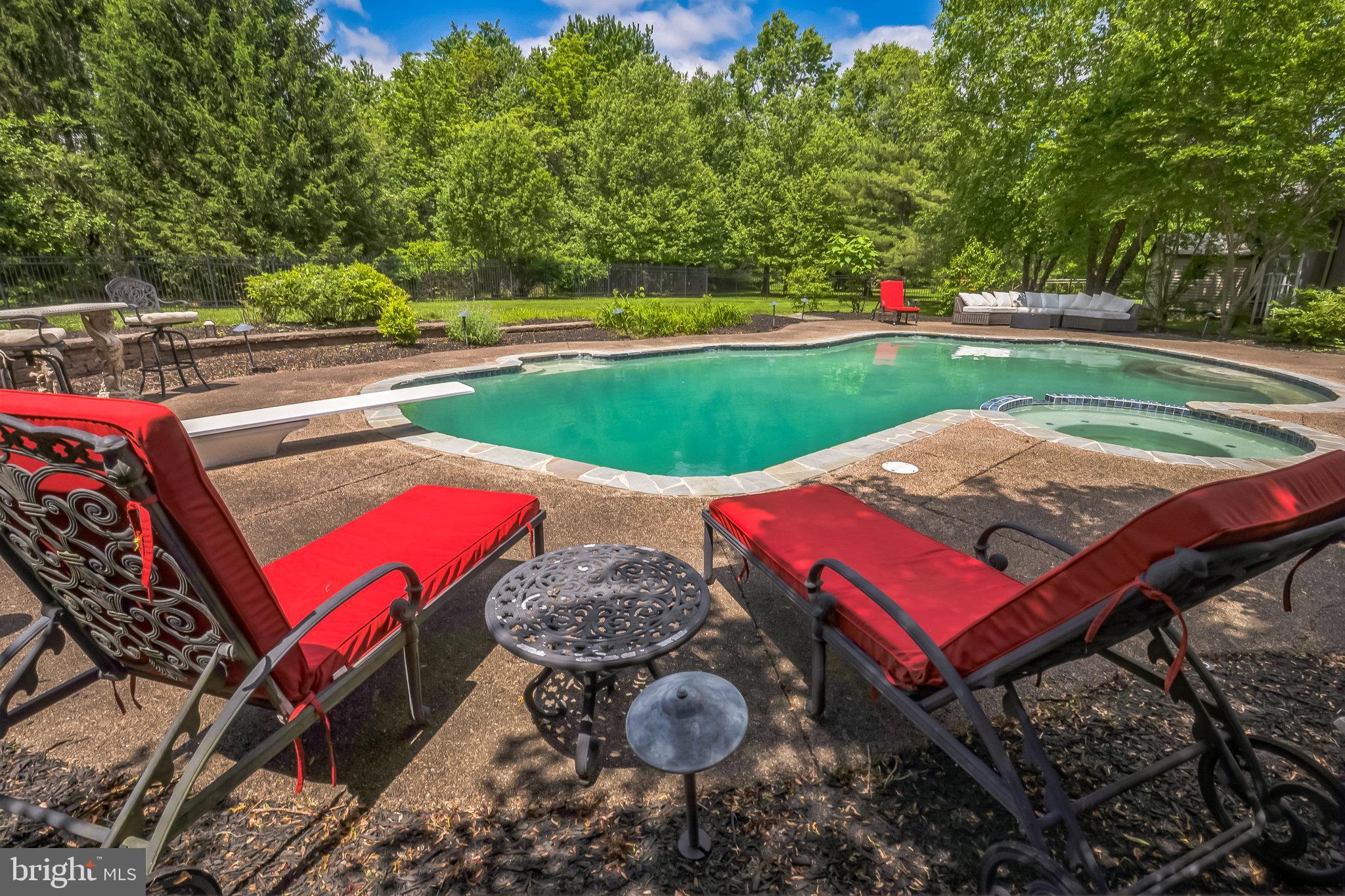 710 DAVENTRY WAY