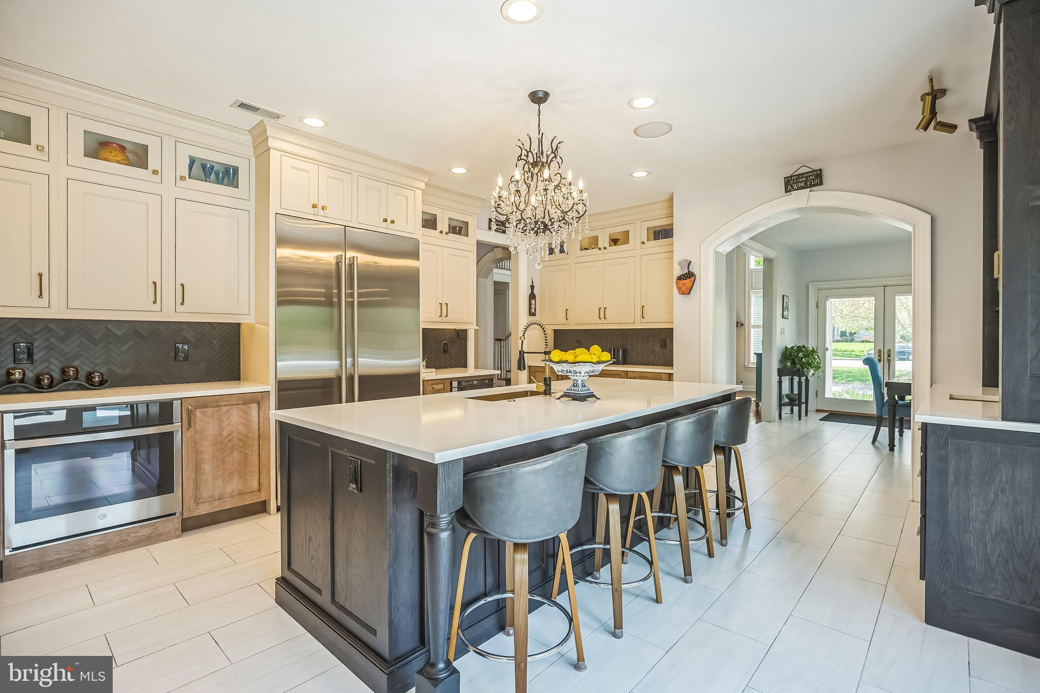 710 DAVENTRY WAY