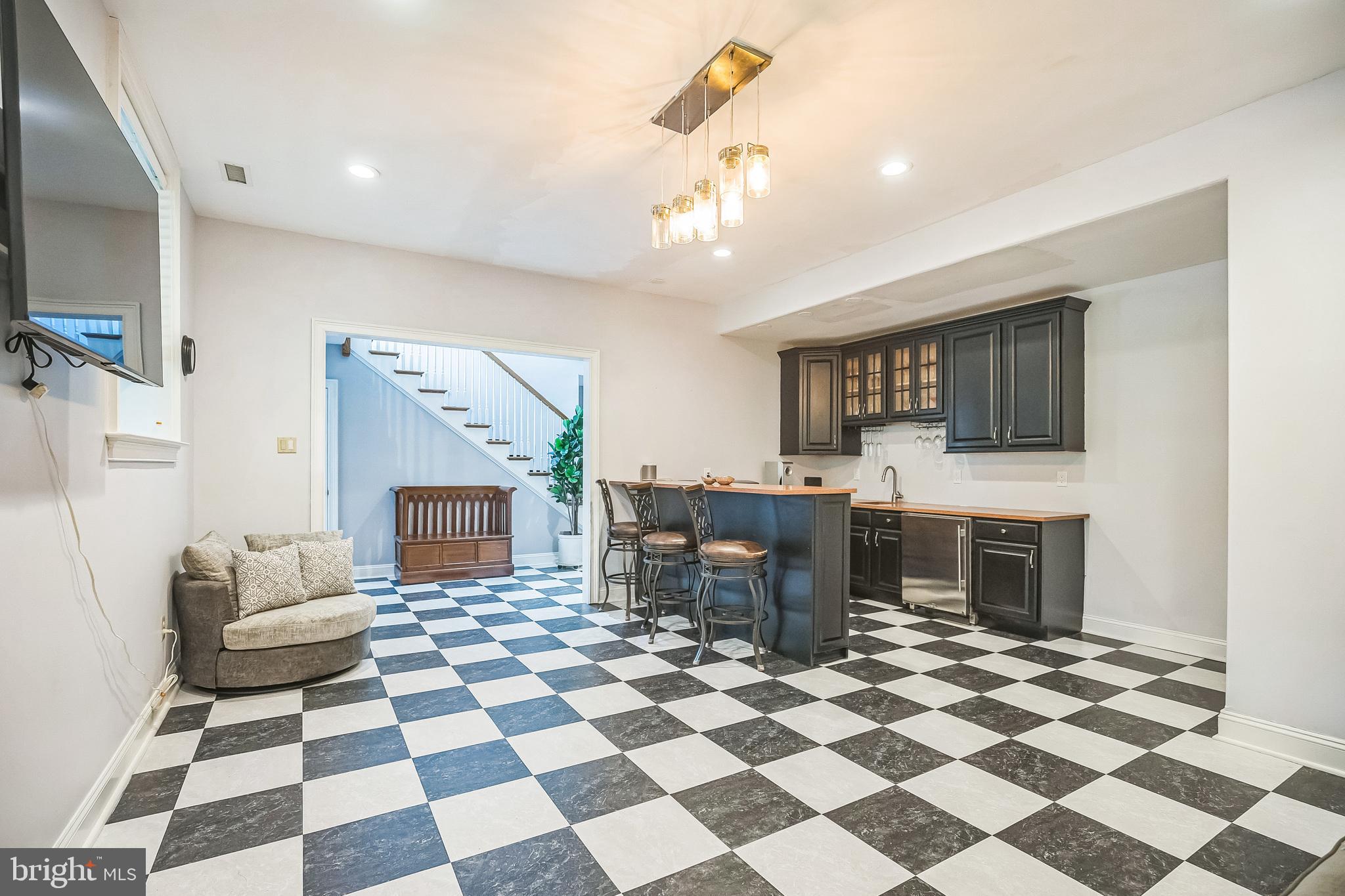 710 DAVENTRY WAY