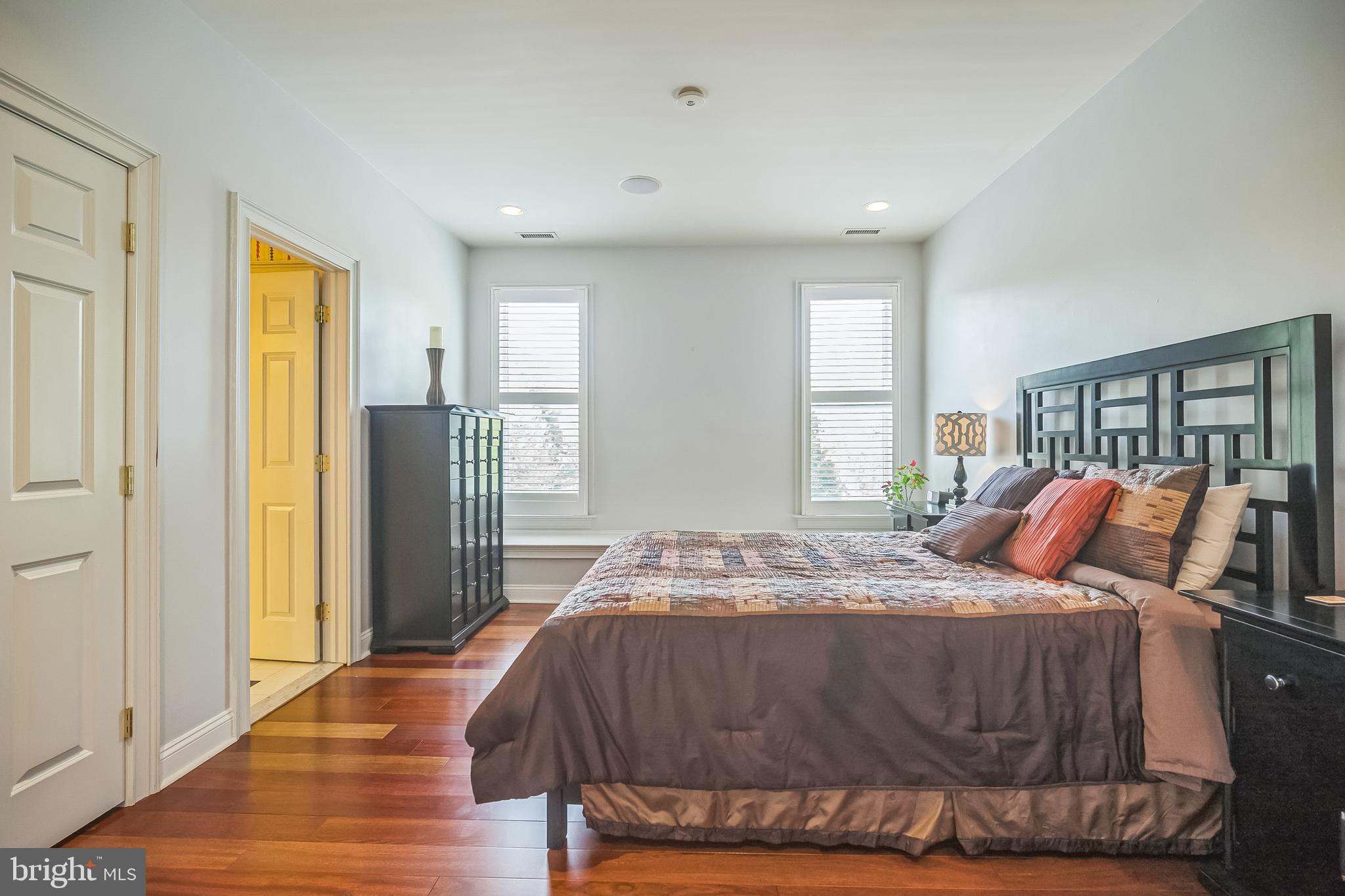 710 DAVENTRY WAY